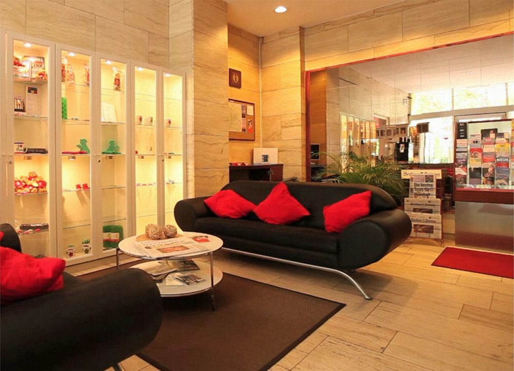 โรงแรมอเล็คซา อัม โอลิมเปียสตาดิโอน เบอร์ลิน ภายนอก รูปภาพ